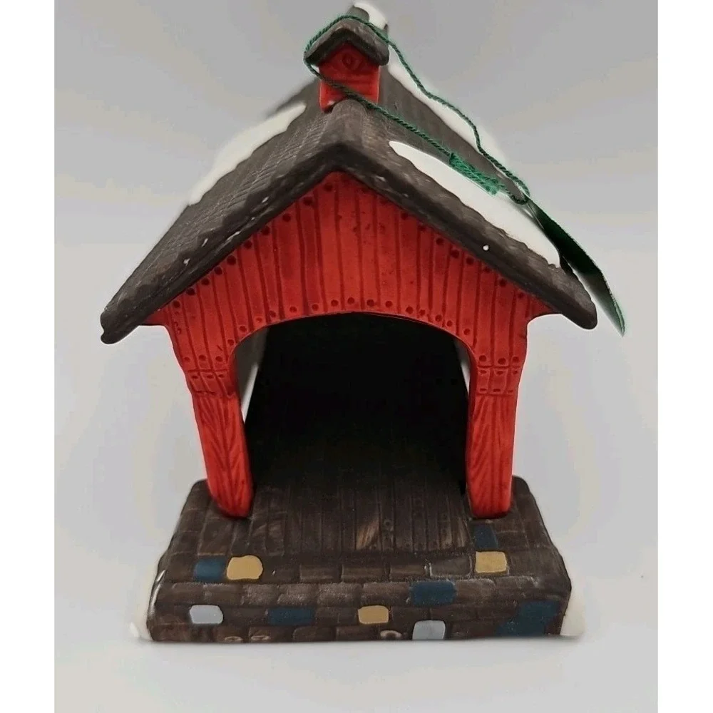 DEPT 56 HERITAGE VILLAGE 